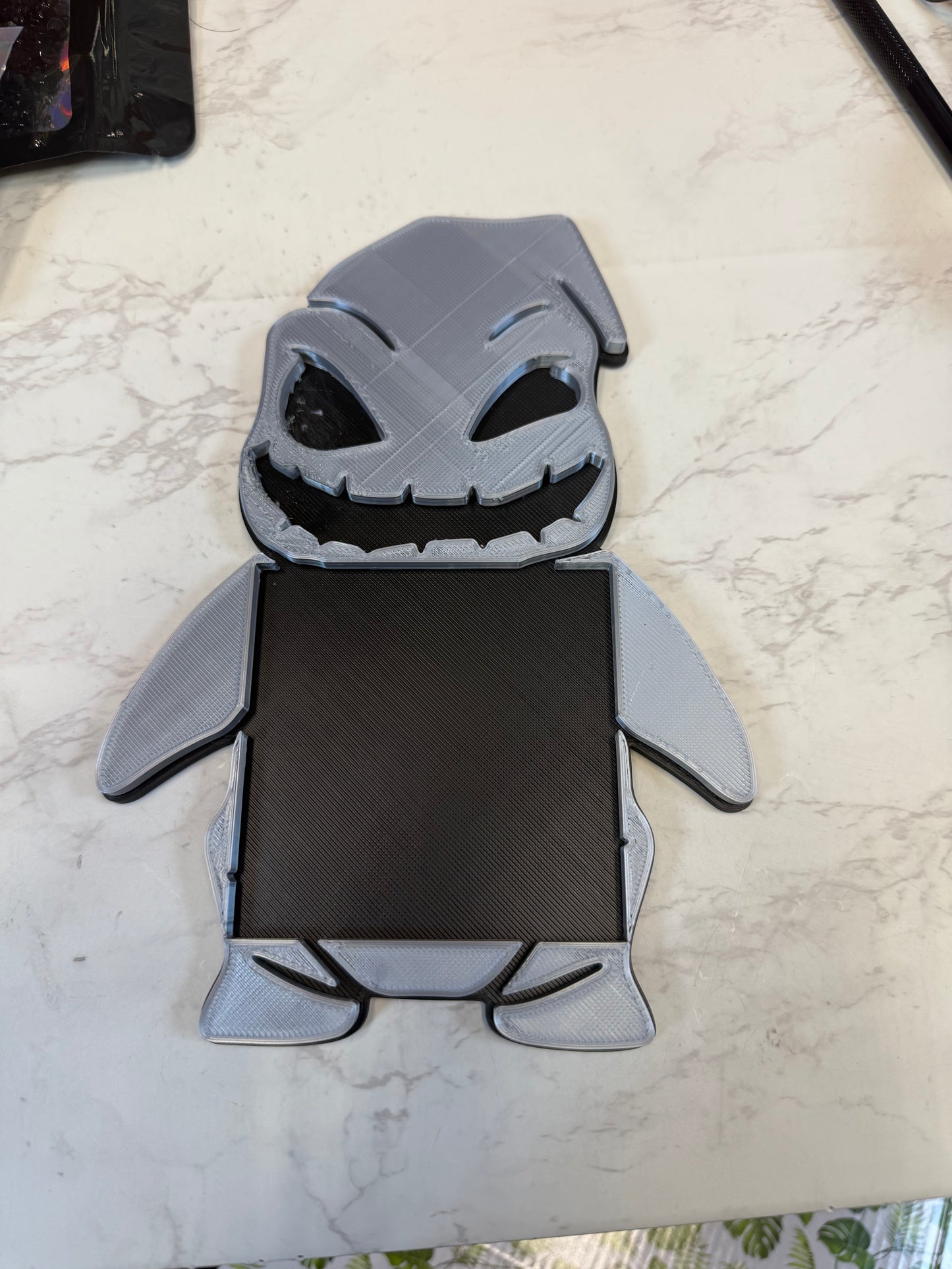 Spooky season sticky note holder
